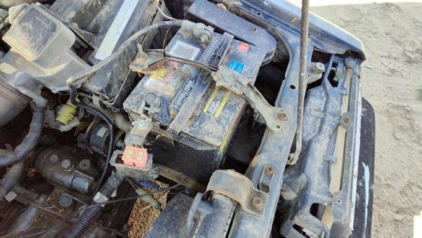 84-86 Toyota Camry Complete Battery Box Mount Tray With Hold Down Oem 2.0L 2Selc — photo 4
