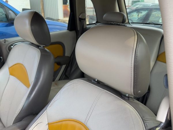 01-02 Pt Cruiser Pair Of Front Headrests Oem Left Right Set Seat Taupe/Beige Fl — photo 3