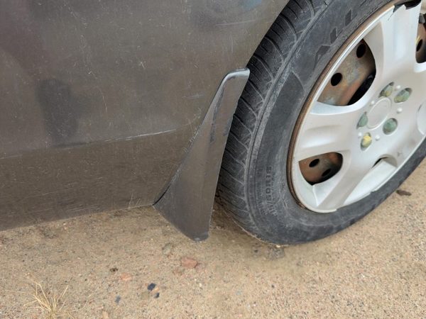 2005 Nissan Altima Passenger Right Rear Moulding On Quarter Panel Oem Smoke K11 — photo 2
