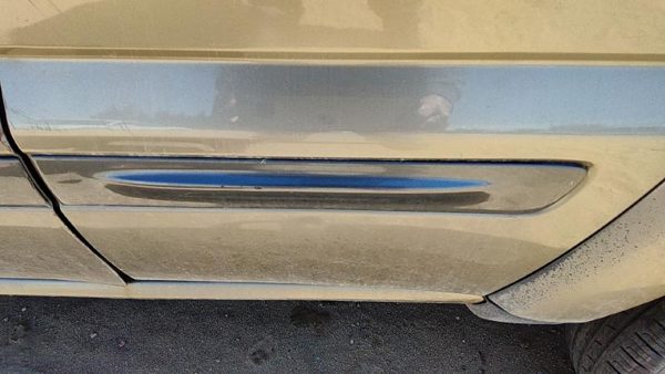 02-07 Liberty Driver Left Rear Moulding From Door Oem Back Trim Strip Khaki Pjc — photo 2
