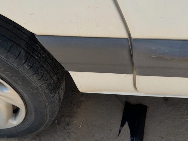 1999 Chrysler Town & Country Passenger Right Rear Moulding On Quarter Panel Oem — photo 2