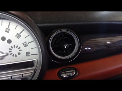2008 Mini Cooper Dash Panel * Free Shipping * RH OEM 08 Center Right Vent