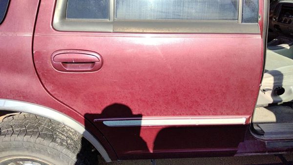 1997 Ford Expedition Rear Door RH Maroon Jl — photo 3