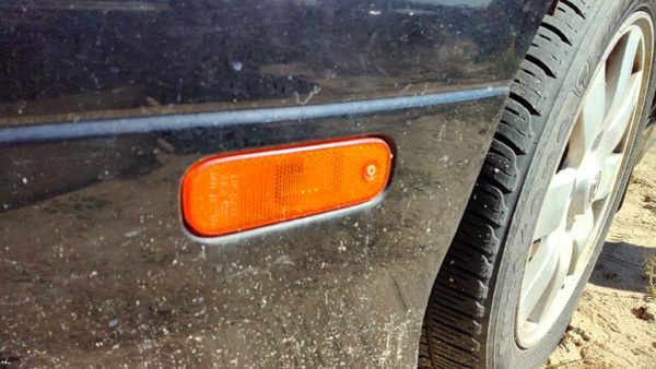 2002 INFINITI G20 Fog/mark/park/turn Light/lamp LH — photo 1