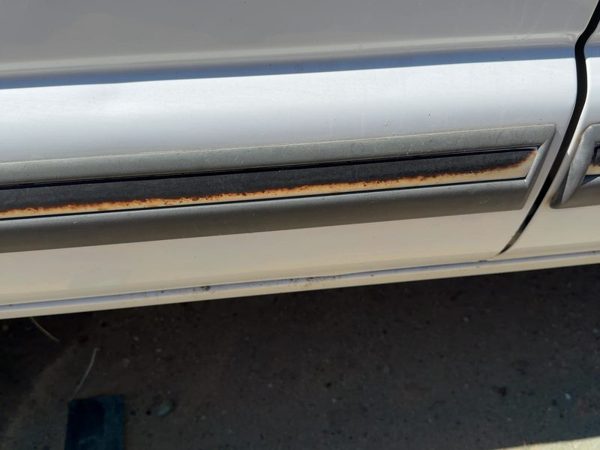 98-01 S10 Blazer Passenger Right Rear Moulding From Door Oem Back Trim Strip — photo 2