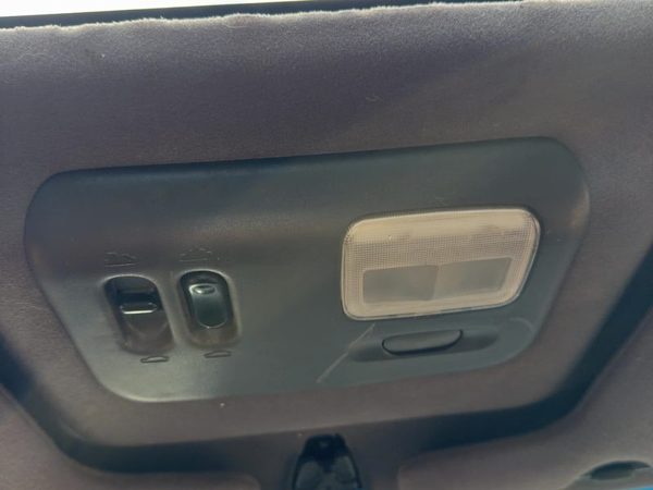 95-99 Nissan Maxima Center Overhead Console Oem Dome Light Map Lamp Cubby Black — photo 2