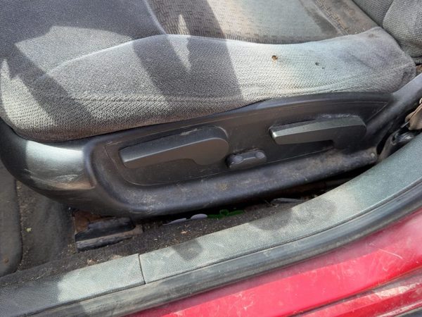 08 Chevy Impala Driver Left Side Power Seat Switch With Trim Panel Oem Ebony 19C — photo 4