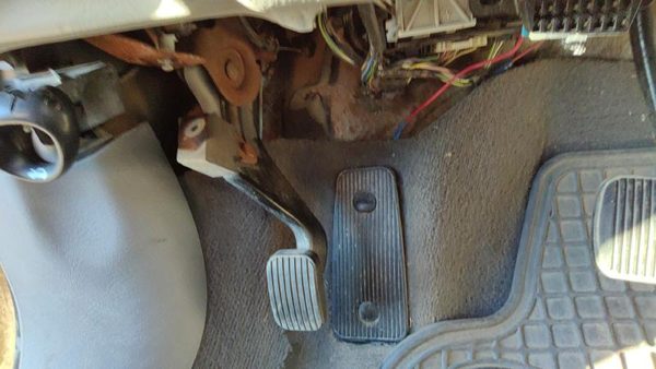 2000-2007 Ford Taurus Parking Brake Pedal Assembly Oem Complete Emergency Unit — photo 1