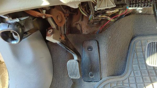 2000-2007 Ford Taurus Parking Brake Pedal Assembly Oem Complete Emergency Unit — photo 2