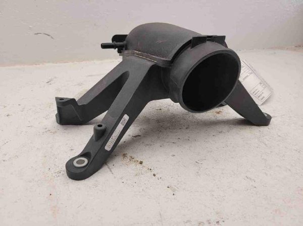 2007 Lincoln Navigator Air Intake Tube Elbow Oem 7L19a589ab — photo 2