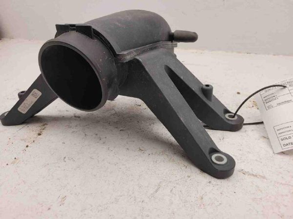 2007 Lincoln Navigator Air Intake Tube Elbow Oem 7L19a589ab — photo 3