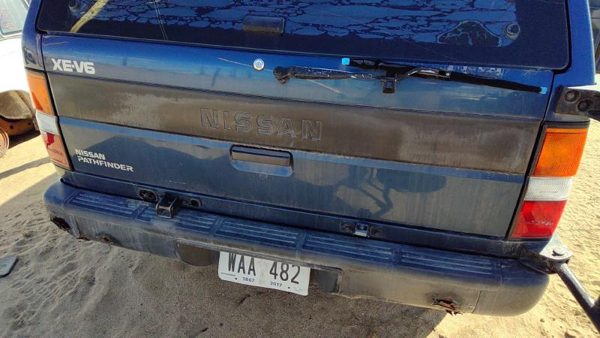 1987-95 Nissan Pathfinder Rear Trim Panel From Lift Gate Oem Moulding 7561160G00 — photo 1