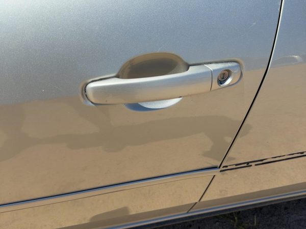 2005-2010 Pontiac G6 Driver Left Front Outside Door Handle Oem Silver 67U — photo 1
