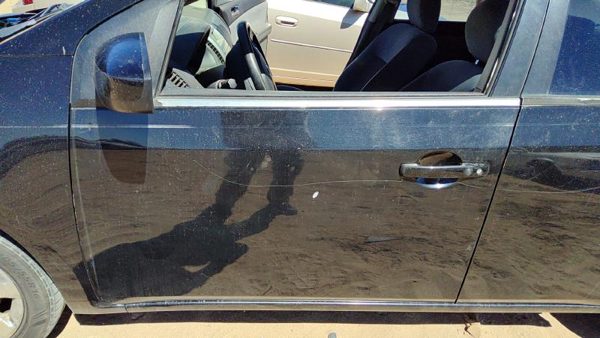 2007 Nissan Sentra Front Door LH Black KH3 — photo 3