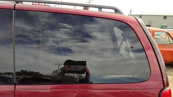 1997-2004 Chevy Venture Driver Left Rear Quarter Glass Back Side Window Oem — photo 3