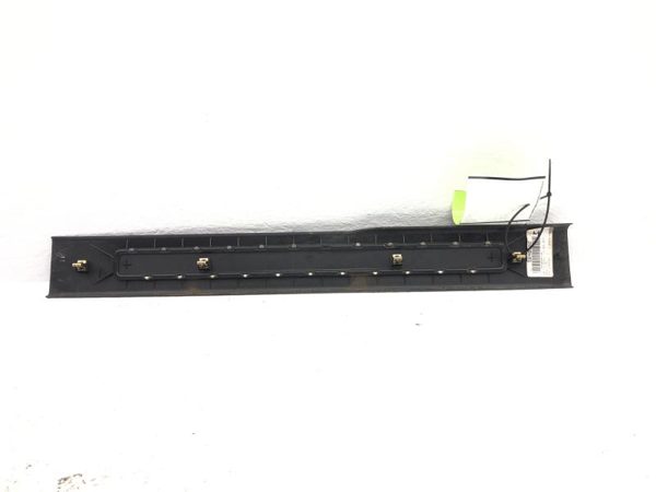 2007 Yukon Xl Denali Driver Left Lower Sill Step Trim Panel Oem — photo 5