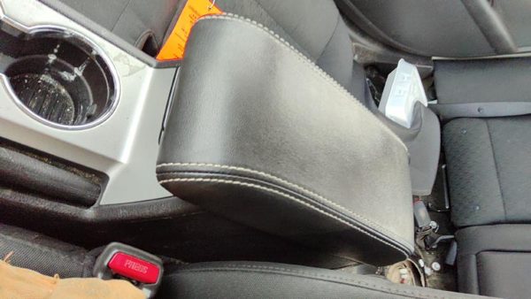 2010-2012 Ford Fusion Center Console Lid Only Oem Arm Rest Fold Down Charcoal Dw — photo 2
