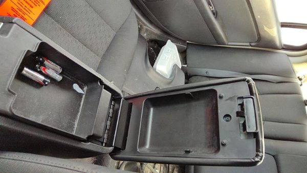 2010-2012 Ford Fusion Center Console Lid Only Oem Arm Rest Fold Down Charcoal Dw — photo 3