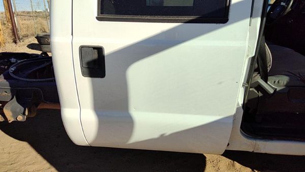 2015 Ford F250 Rear Door RH White Z1 — photo 2