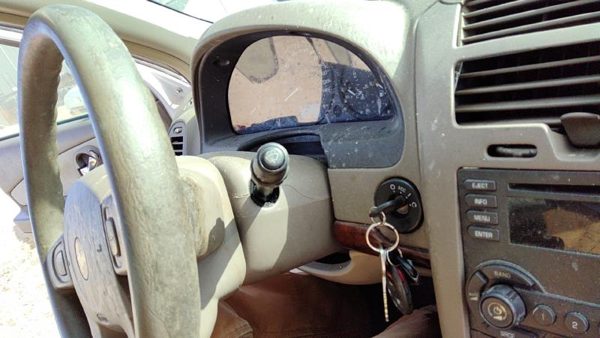 2005 Chevy New Style Malibu Steering Column Assembly OEM 20821325 — photo 2