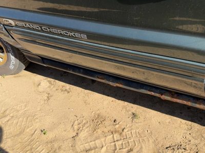 1999-2004 Jeep Grand Cherokee Driver Left Front Moulding From Door Oem Green