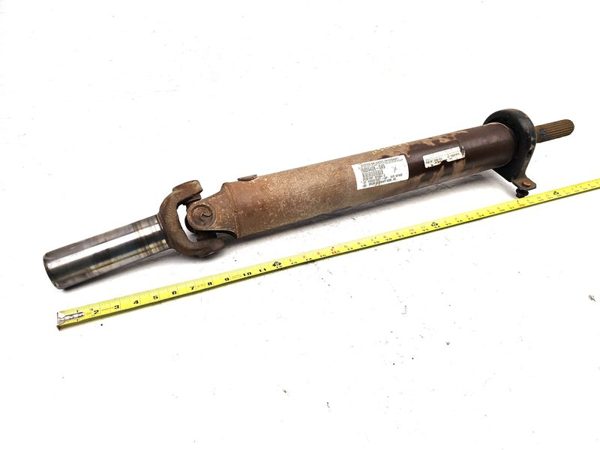2001-2003 Sierra 2500 Hd Rear Drive Shaft Oem Back Driveline 8.1L 4X4 88934807 — photo 1