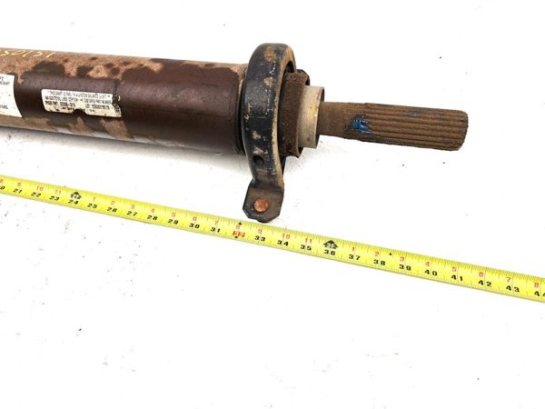 2001-2003 Sierra 2500 Hd Rear Drive Shaft Oem Back Driveline 8.1L 4X4 88934807 — photo 3