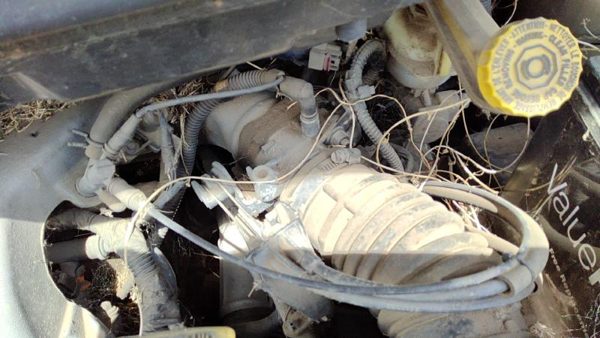 1998-2000 Chrysler Town & Country Throttle Body Valve Oem With Sensors 3.8L — photo 3