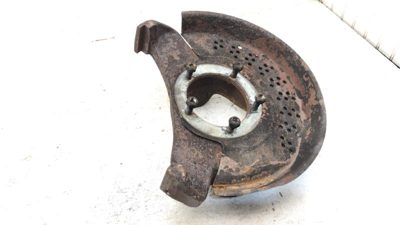 1985-1986 Ford F250 Passenger Right Front Steering Knuckle 4X4 E5tz3130a