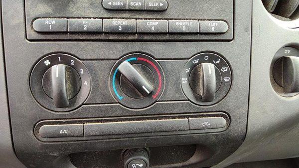 2004-2007 Ford F150 Temperature Control Module In Dash Heater Ac Head Unit Oem — photo 1