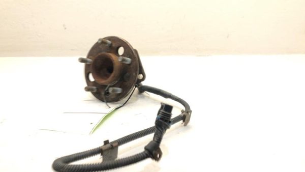 1997-2005 Chevy Venture Rear Spindle Stub Wheel Hub With Speed Sensor Wire Oem — photo 8