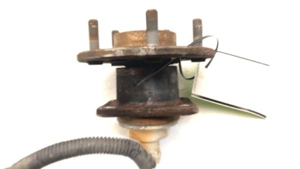 1997-2005 Chevy Venture Rear Spindle Stub Wheel Hub With Speed Sensor Wire Oem — photo 10