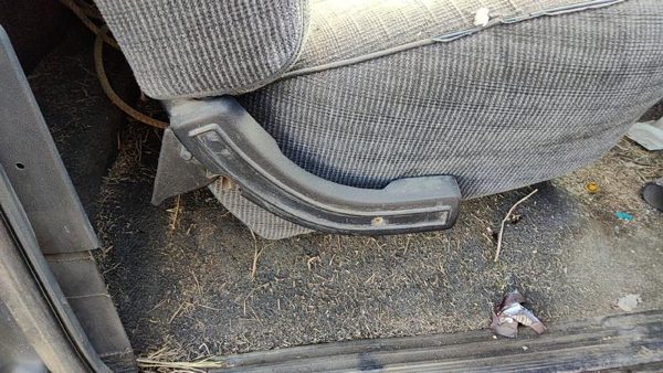 87-89 F250 Pickup Passenger Right Side Seat Trim Panel Oem Gray — photo 1