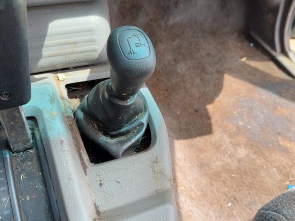 95 Isuzu Rodeo 4X4 Shifter Lever Assembly With Linkage Oem 4Wd T Case Shift Unit — photo 1