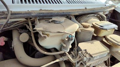 92-96 Gmc Van 3500 Windshield Washer Fluid Reservoir With Pump Oem Wiper Tank