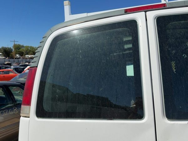 96-24 Express 2500 Left Back Glass Rear Window Oem Non-Heated Without Swing Out — photo 1