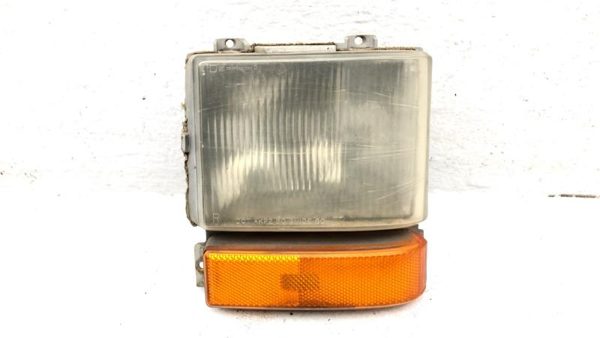 80-84 Deville Sedan Passenger Right Turn Signal Light Lamp Fender Cornering — photo 1