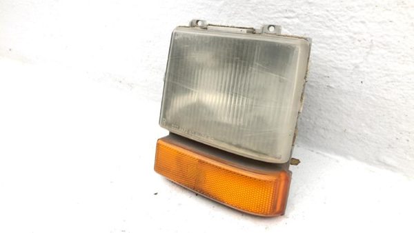 80-84 Deville Sedan Passenger Right Turn Signal Light Lamp Fender Cornering — photo 5