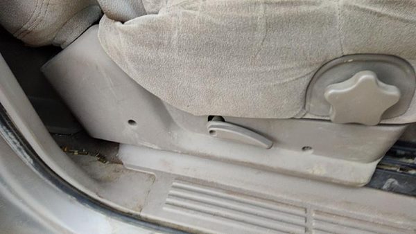 99-07 Chevy Silverado 2500 Hd Passenger Right Side Seat Trim Panel Oem Tan 52D — photo 3