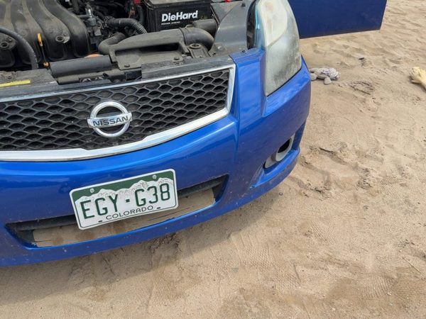 2007-2012 Nissan Sentra Front Bumper Cover Assembly Oem 2.0L Fog Lamps Blue B17 — photo 7