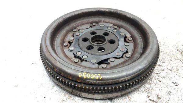 05-07 Vw Jetta Flywheel Flexplate Dual Mass 1.9L Turbo Diesel At Bolts Hardware — photo 12