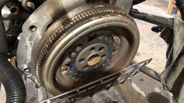 05-07 Vw Jetta Flywheel Flexplate Dual Mass 1.9L Turbo Diesel At Bolts Hardware — photo 2