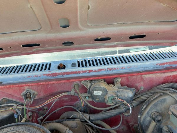 1982-1994 Chevy S10 Pickup Windshield Wiper Cowl Vent Trim Panel Oem Cover — photo 4