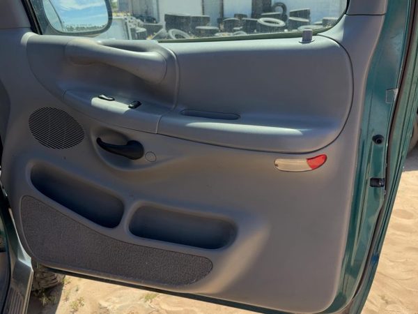 1997-1998 Ford F150 Passenger Right Front Door Trim Panel With Switches Gray F2 — photo 1
