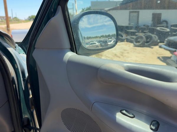 1997-1998 Ford F150 Passenger Right Front Door Trim Panel With Switches Gray F2 — photo 5