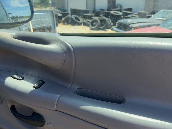 1997-1998 Ford F150 Passenger Right Front Door Trim Panel With Switches Gray F2 — photo 8