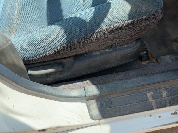 1994 Subaru Legacy Seat Track LH Gray — photo 2