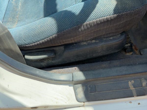 1994 Subaru Legacy Seat Track LH Gray — photo 4