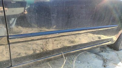 04-09 Spectra Passenger Right Front Moulding From Door Trim Strip Black 4 Door