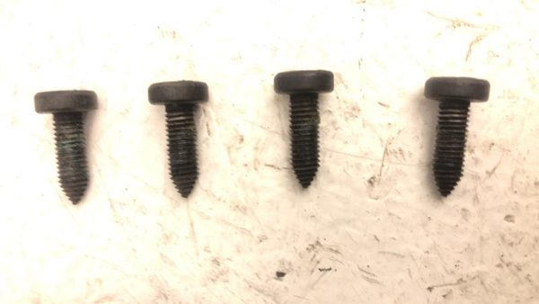 1984-1986 Corvette C4 Targa Top Pair Front Mounts With Bolts Early Design — photo 4